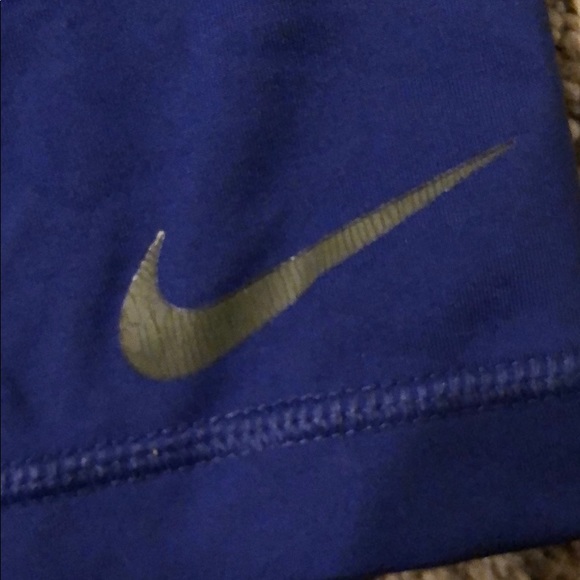 Nike Pros - Picture 3 of 6